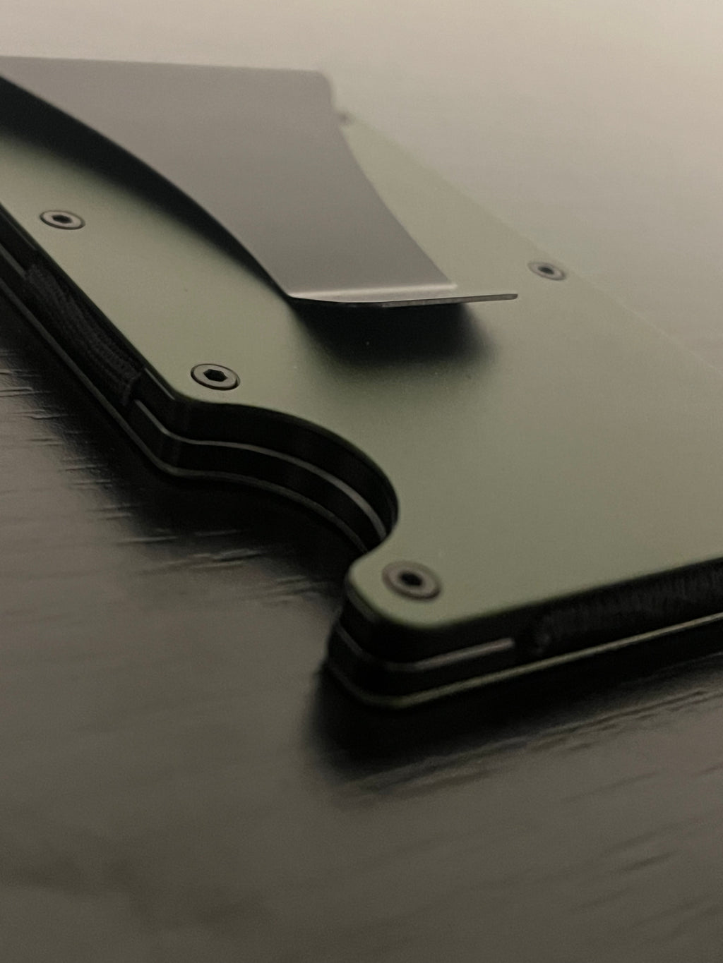 Minimalist Wallet + Key Organizer