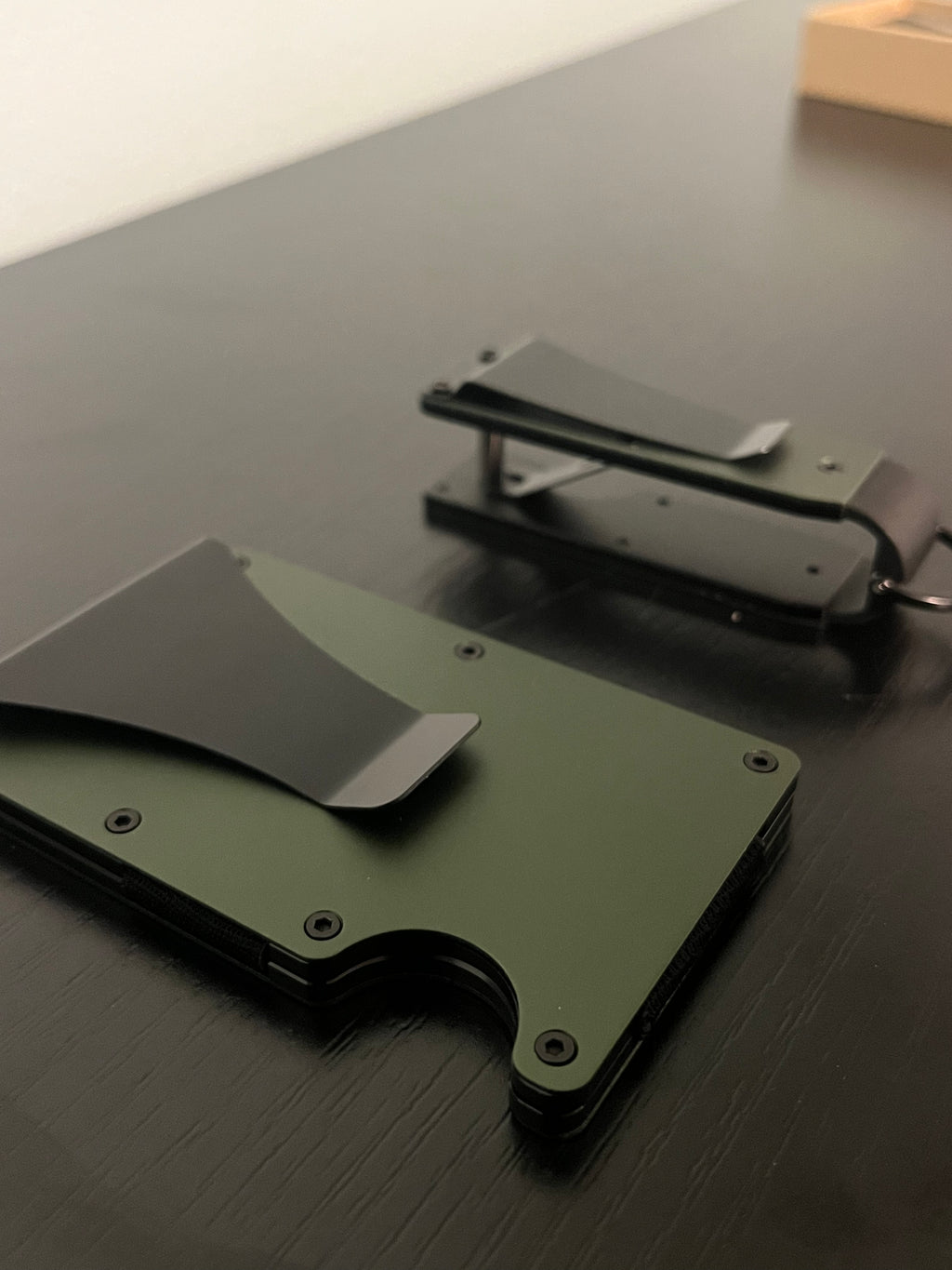 Minimalist Wallet + Key Organizer