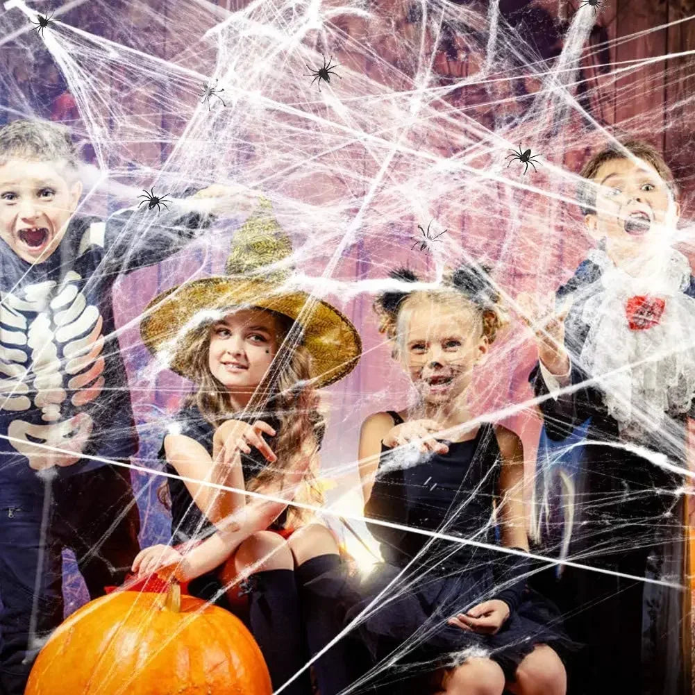 Halloween Artificial Spider Web with Spiders – Stretchy Cotton Cobweb for Indoor & Outdoor Scary Decor